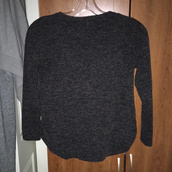 Female Roots XS long sleeve - Picture 2 of 4